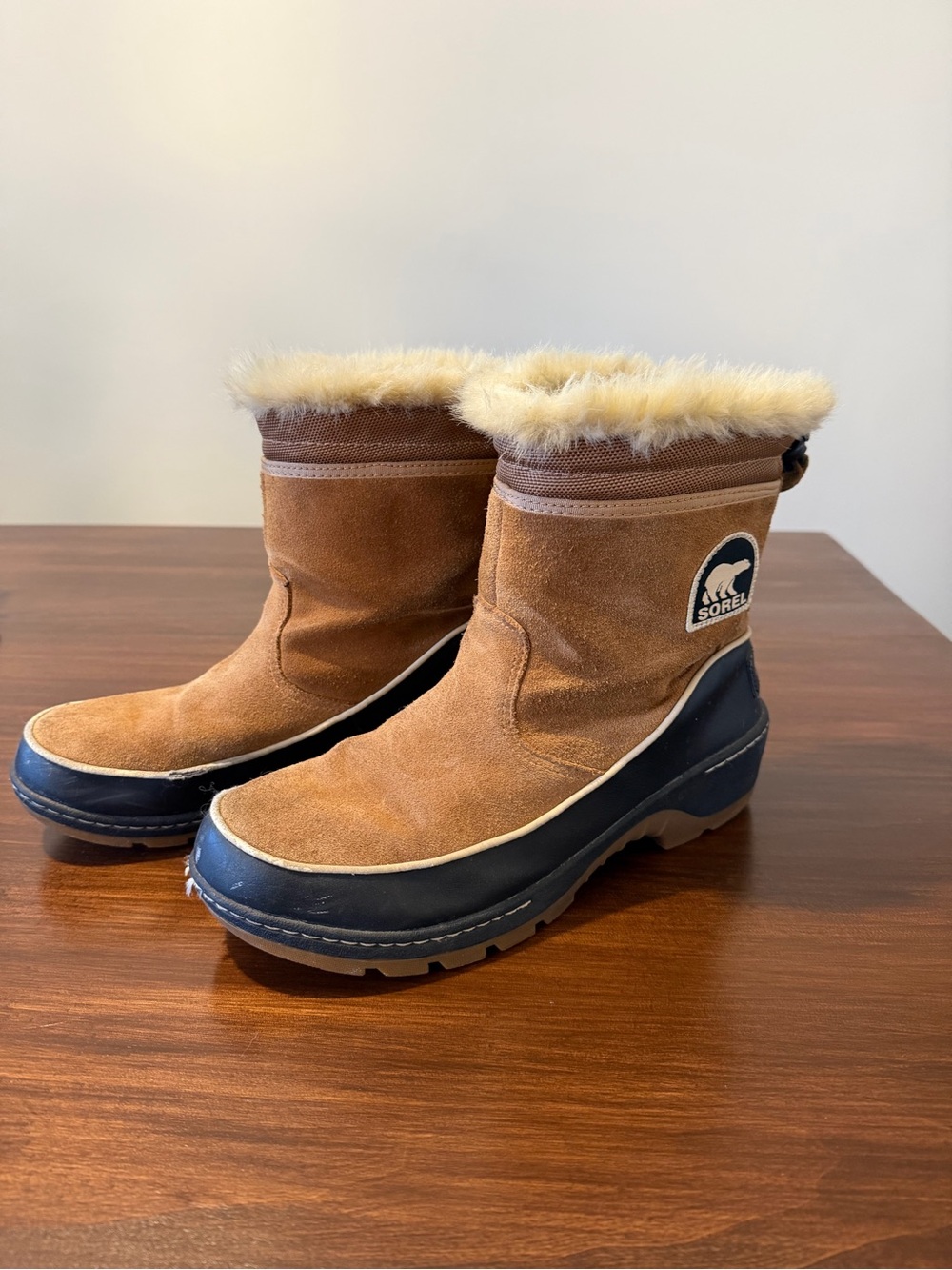 Sorel Women's Tan Suede Winter Boots with Cream Fur Trim